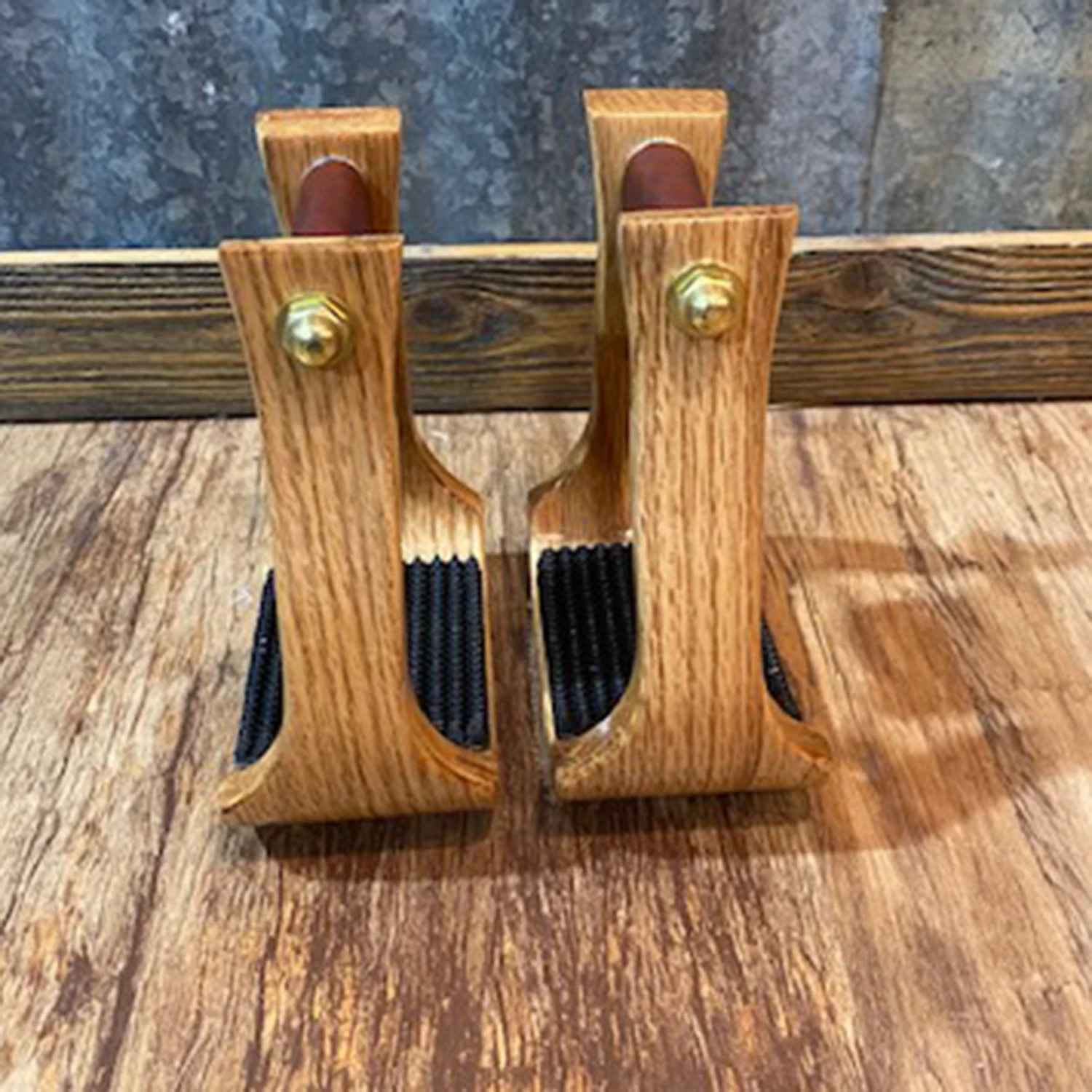 Nettles 3" Varnish Finish Barrel Stirrup - Image 2