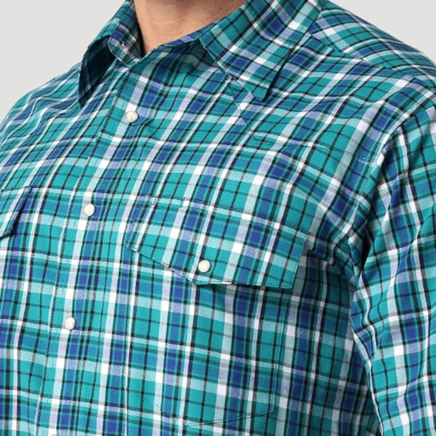 Wrangler Blue And Green Plaid Shirt - Image 3