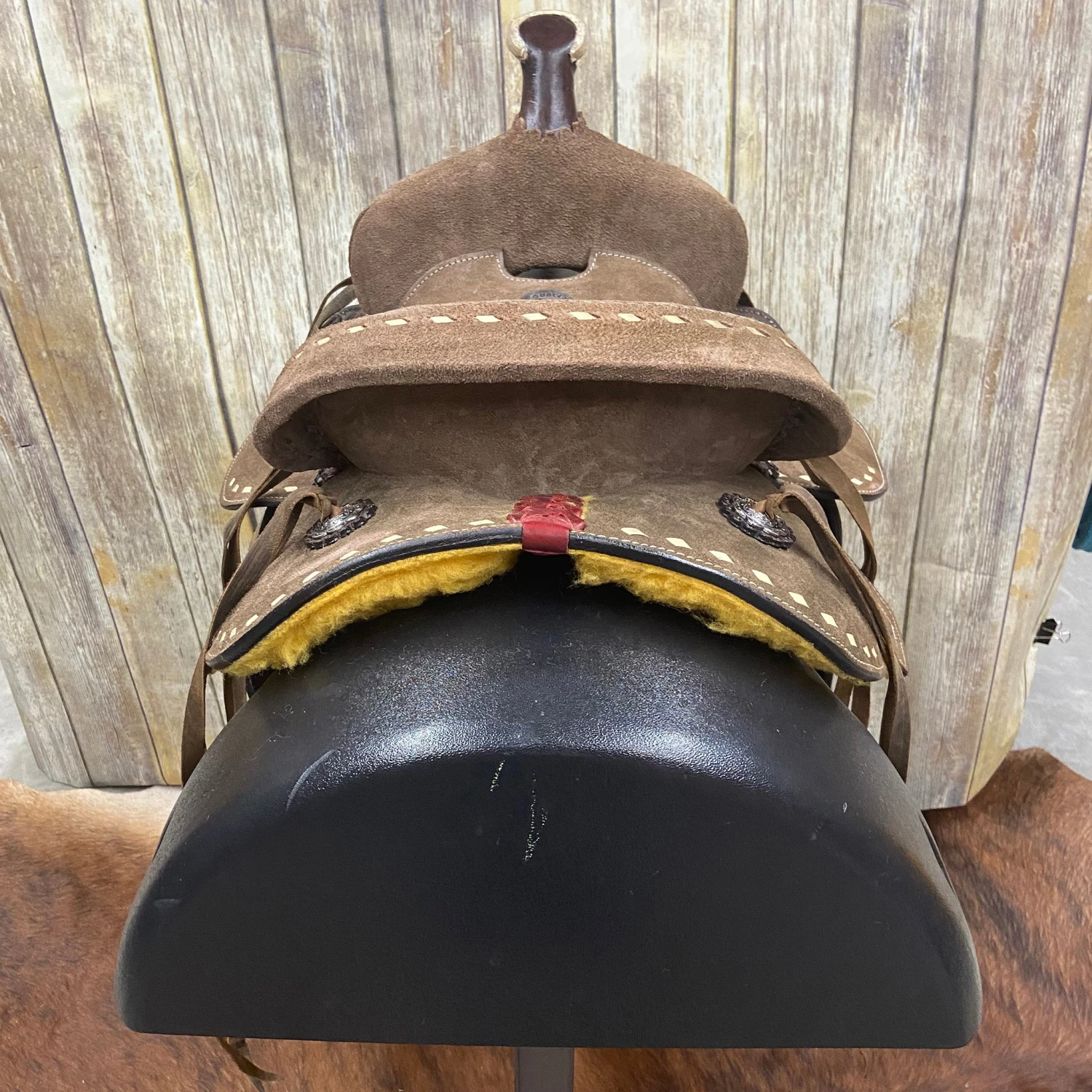 Double T 13 Inch Cheetah Roughout Saddle - Image 6