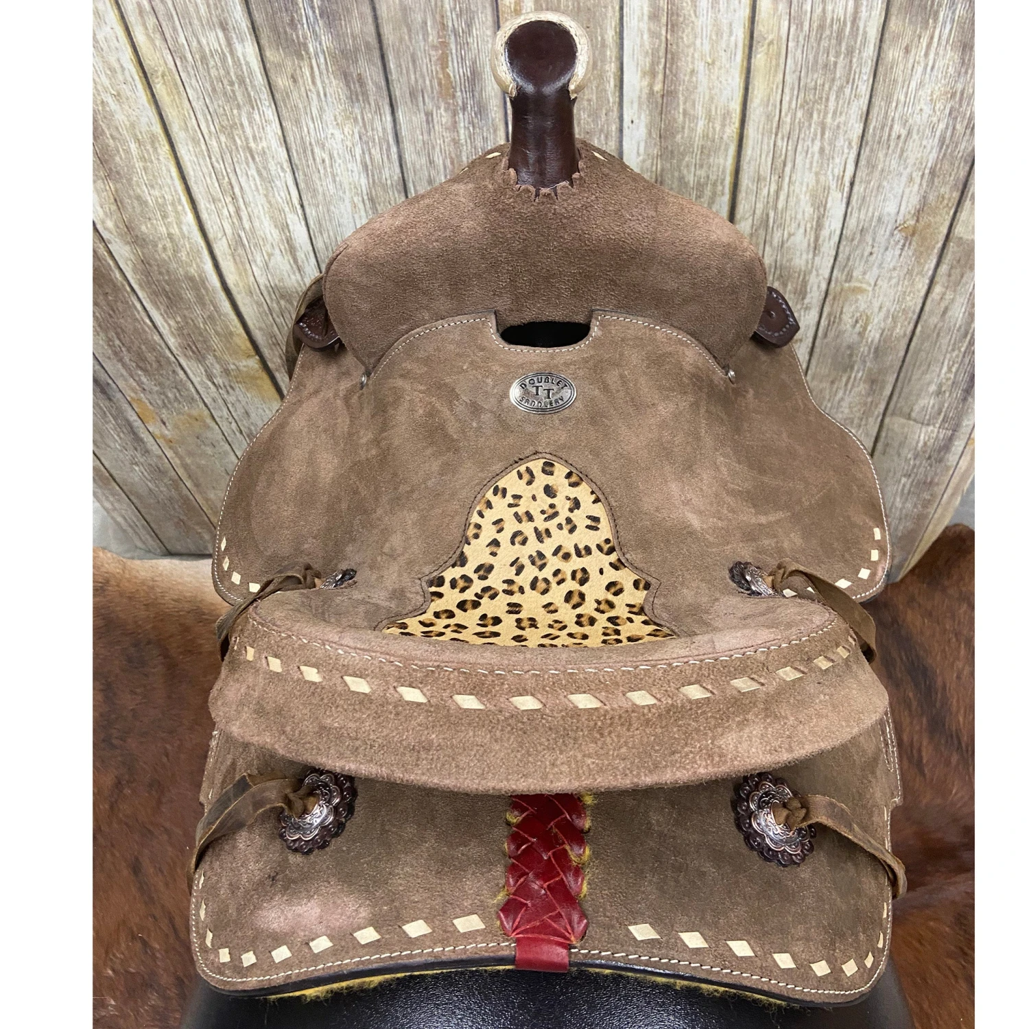 Double T 13 Inch Cheetah Roughout Saddle - Image 2