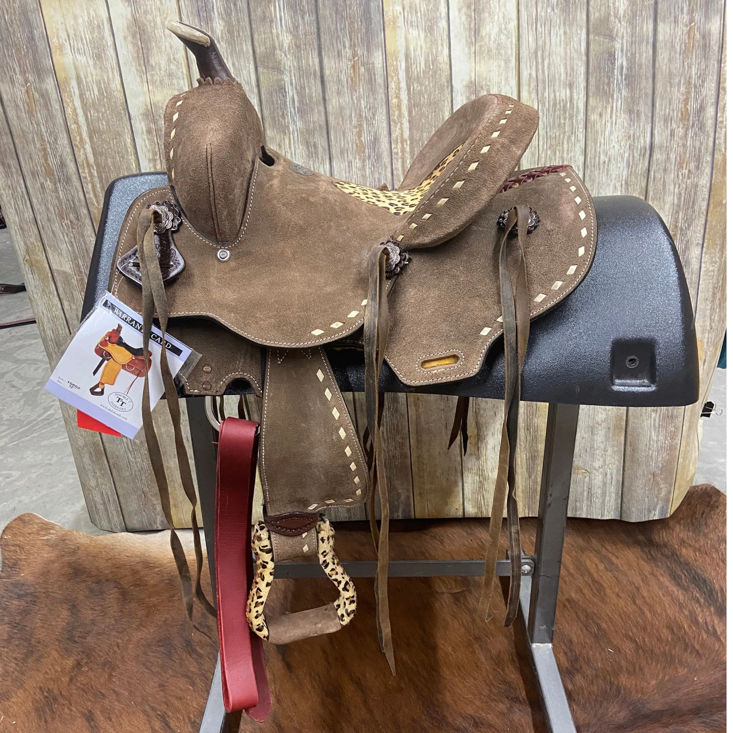 Double T 13 Inch Cheetah Roughout Saddle